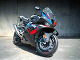 BMW M 1000 RR - MOTORRAD AUS DEM JAHR 2024