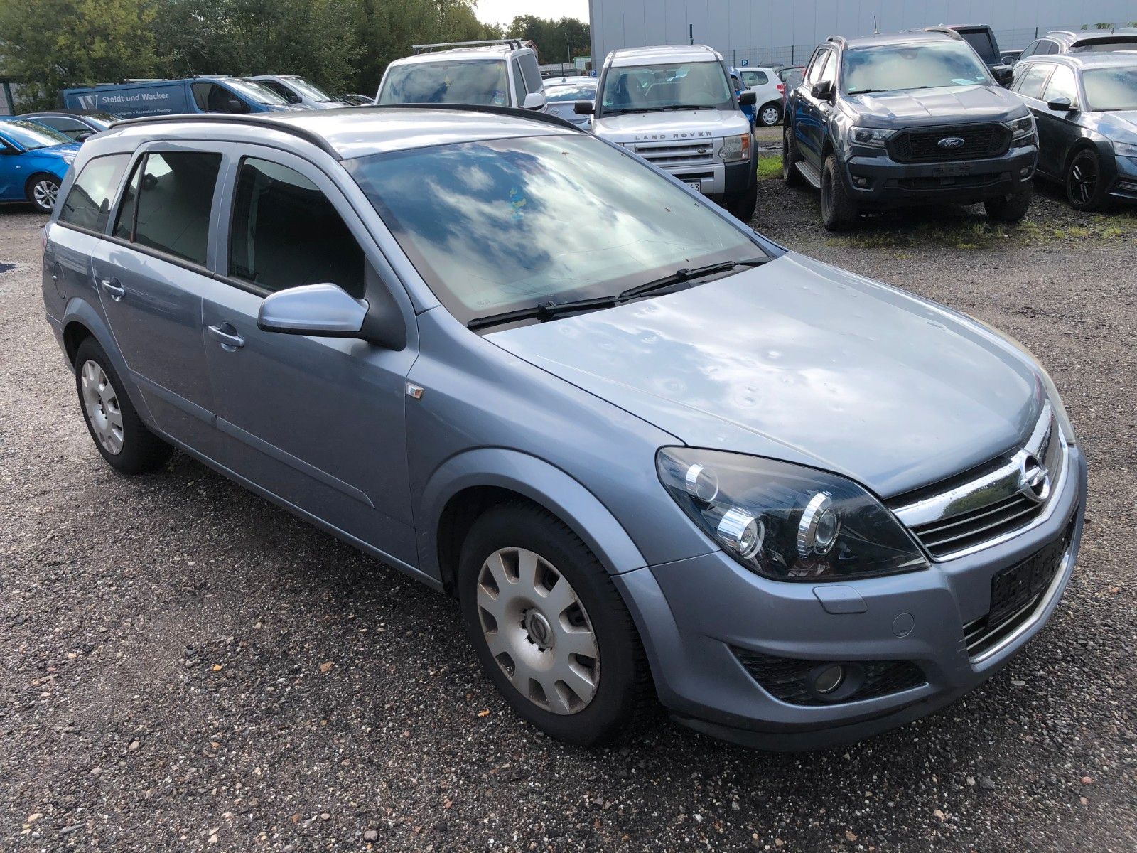 Fahrzeugabbildung Opel Astra H Caravan Innovation Hagelschaden