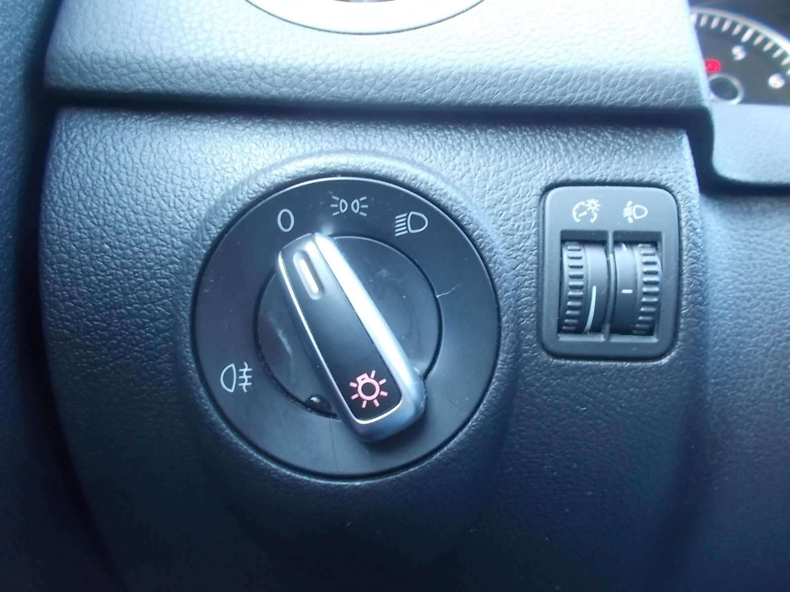 Fahrzeugabbildung Volkswagen Golf VI Plus 1.4 TSI DSG 122 PS Comfortline