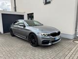 BMW 520d A - M Sport Leder 19Zoll HiFi Scheckheft - BMW 520 in Essen