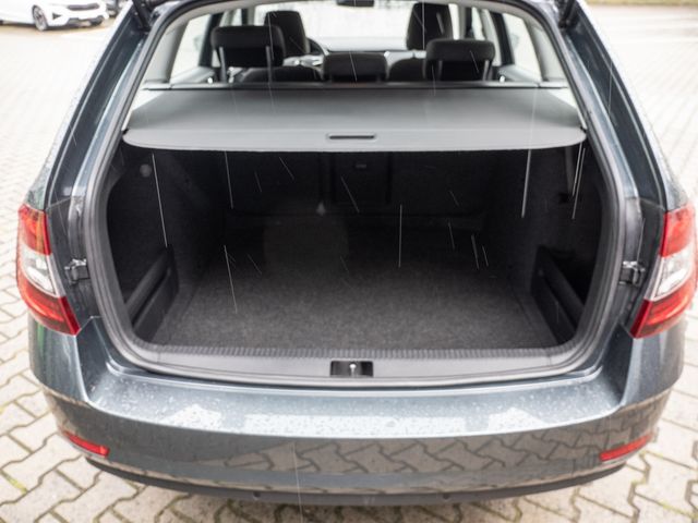Octavia Combi 1.6 TDI Style PDC SHZ NAVI LED