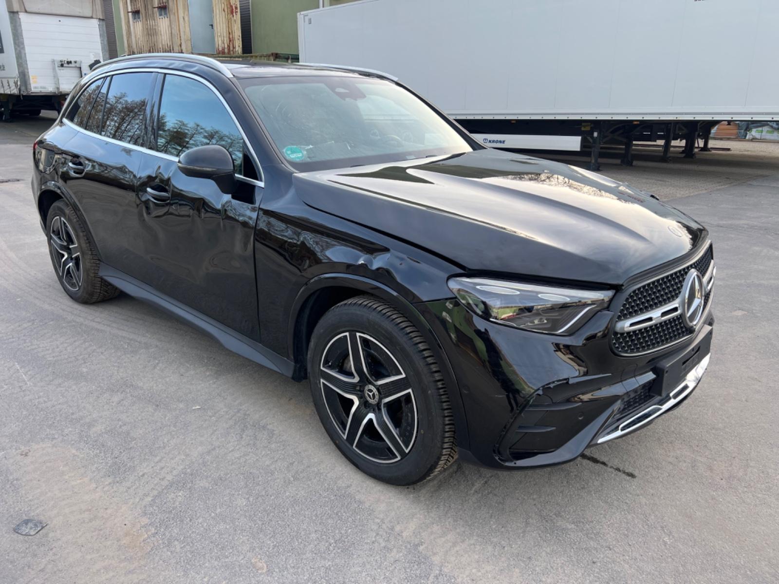 Mercedes-Benz GLC 220d 4Matic *AMG*PANO*AMBIENTE*17.000km*MBUX
