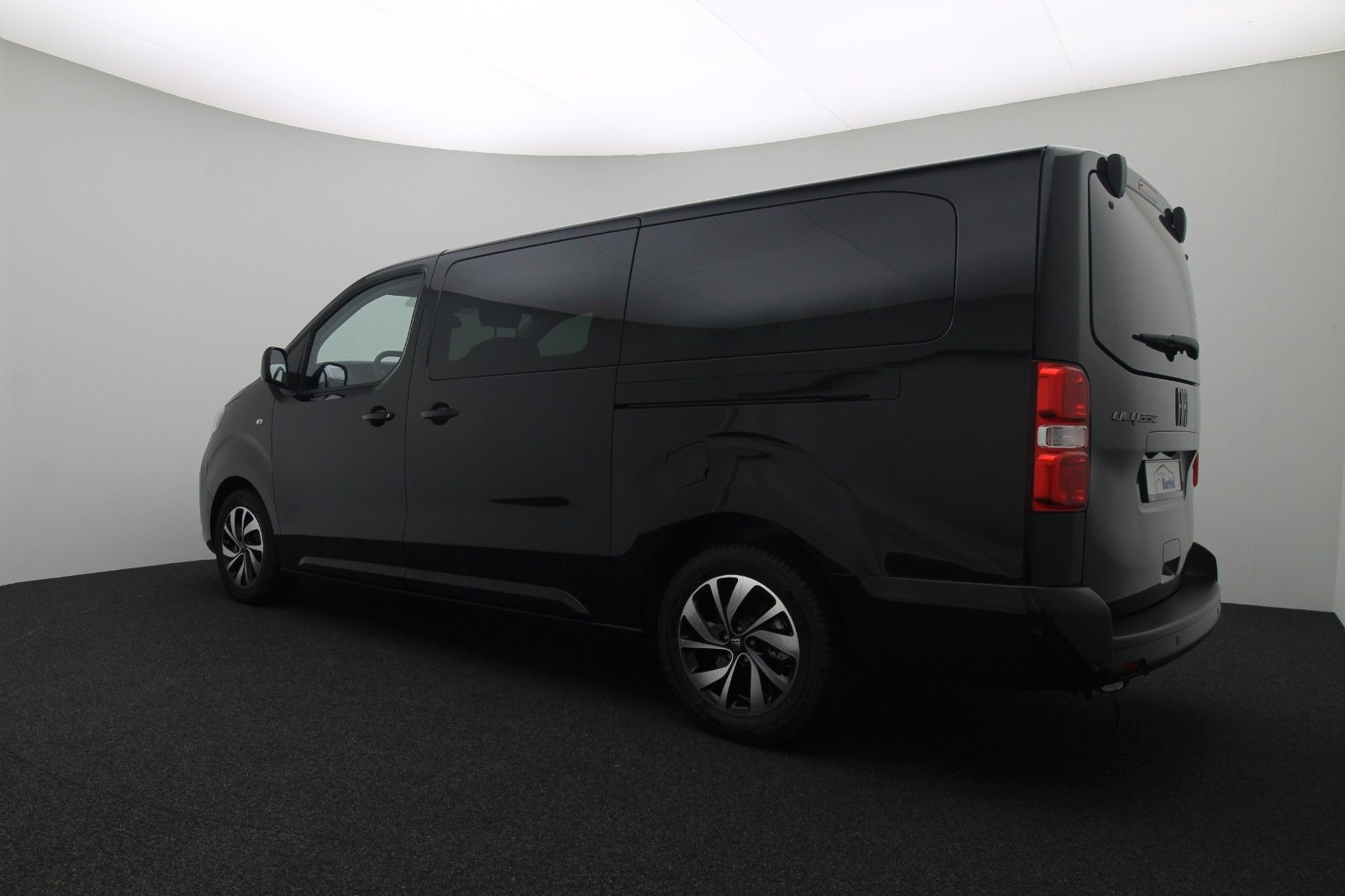 Fahrzeugabbildung Fiat Ulysse 2.0 BlueHDi 180 S&S EAT8 TOP L3 (5,33m)