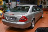 Mercedes-Benz E 200 Kompressor W211 *NAVI*SHD*TOP*GARANTIE* - Mercedes-Benz E 200: T Kompressor