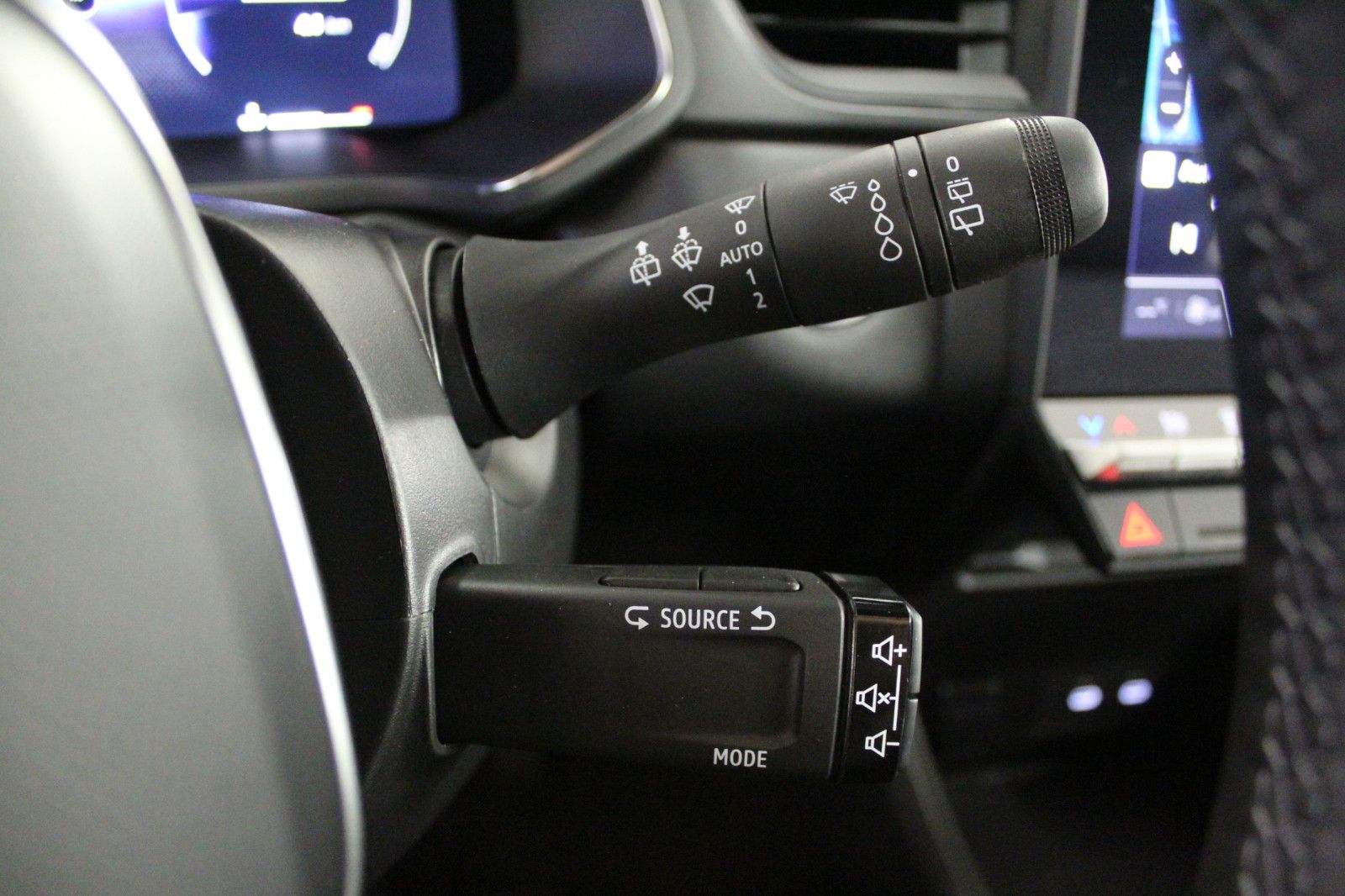 Fahrzeugabbildung Renault Captur TCe 115 KISS Sondermodell *Winter-Pak*Nav