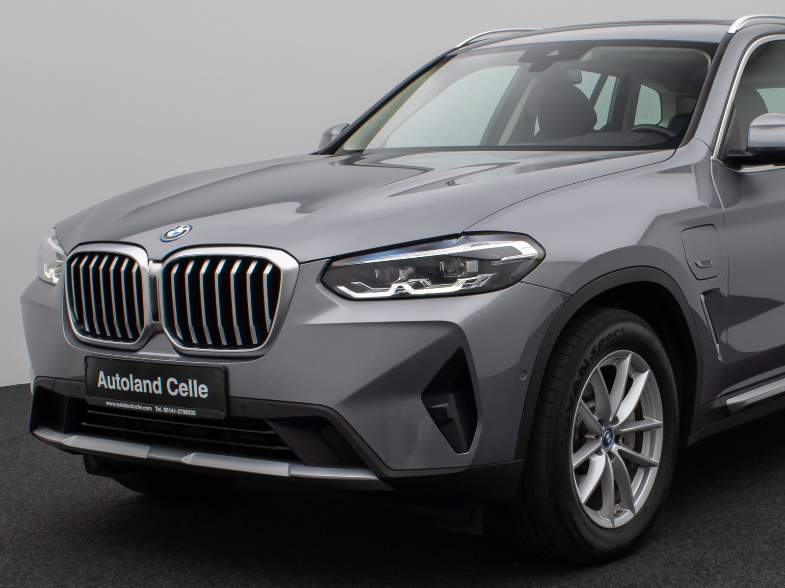 Fahrzeugabbildung BMW X3 xD30e Panorama Kamera DAB HiFi Lenkrhz Sport