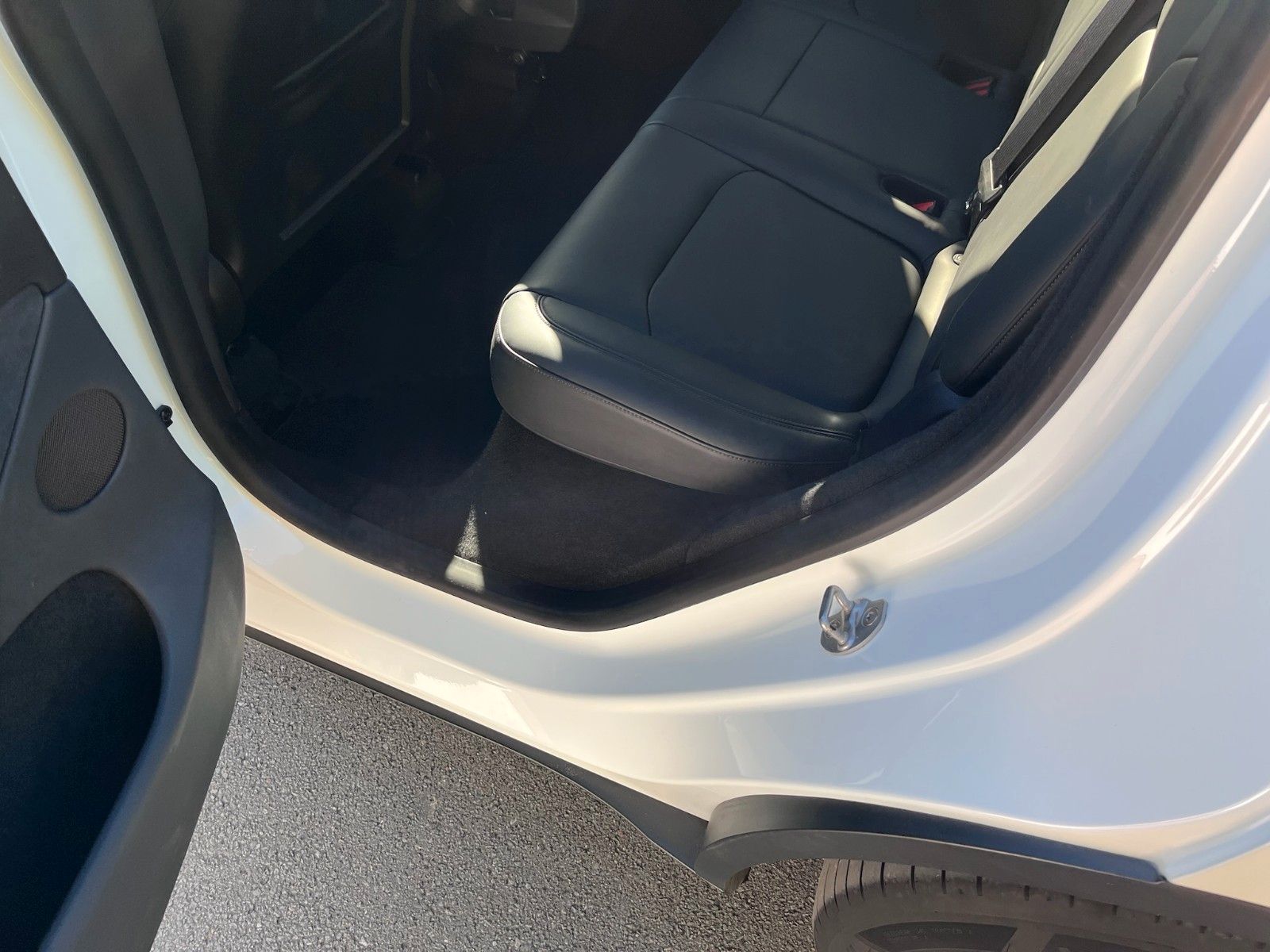 Tesla Model Y RWD | BYD Akku | AHK | 1.Hand foto 11