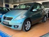 Mercedes-Benz A 150 3-türig / Avantg. /  Klima - Mercedes A 150 mit Schiebedach