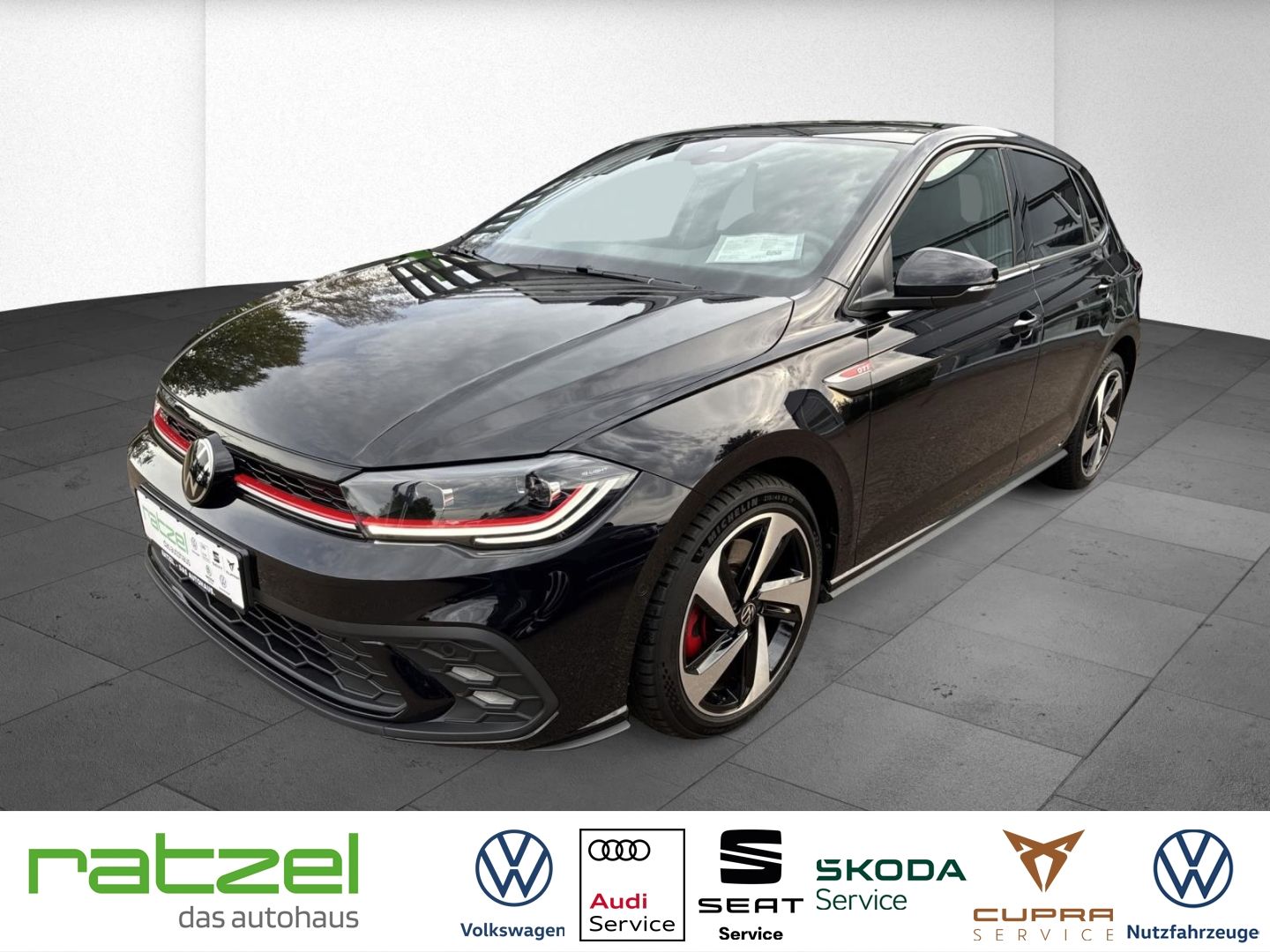 Fahrzeugabbildung Volkswagen Polo 2.0 TSI GTI El. Panodach Digitales Cockpit