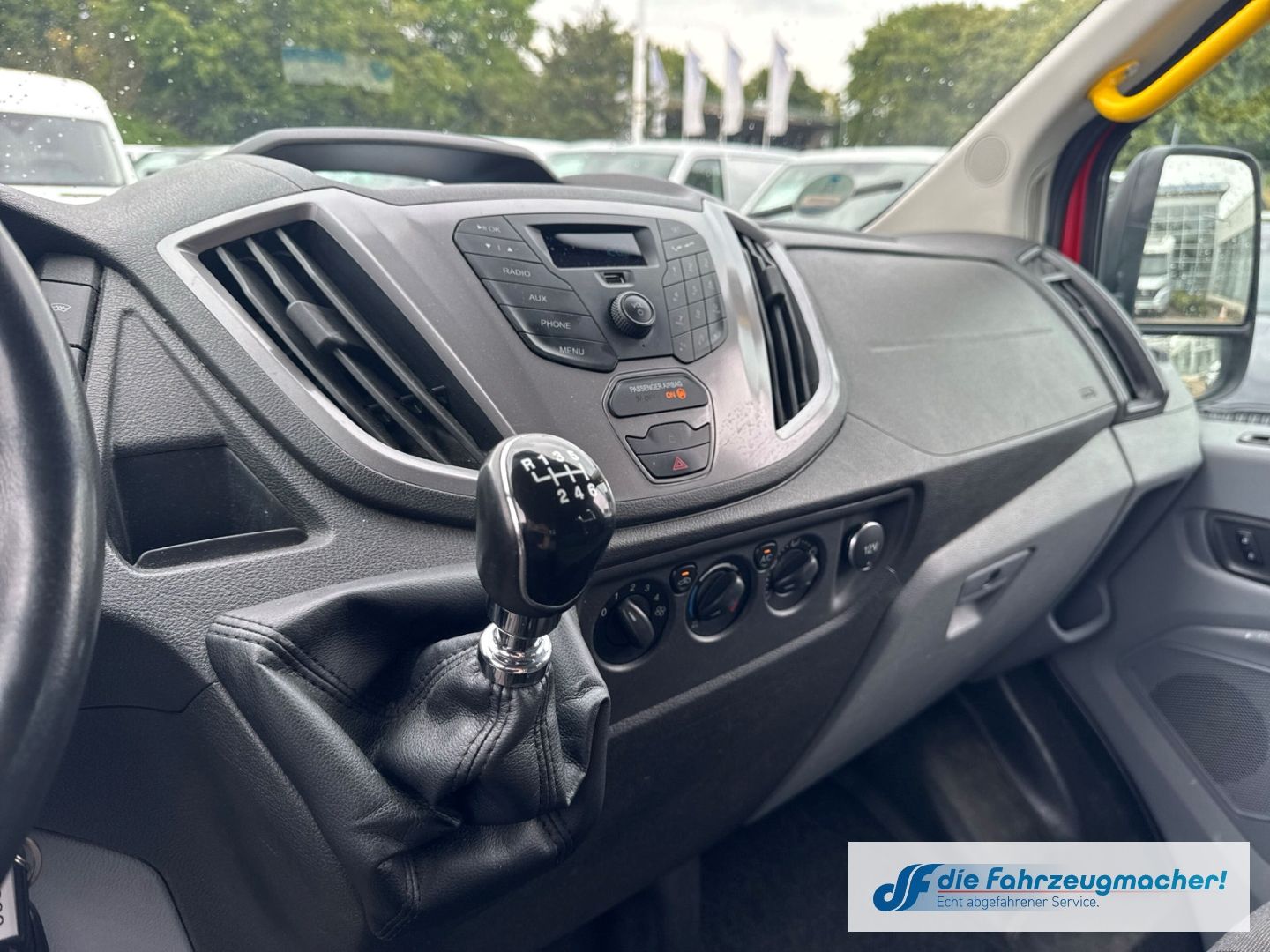 Fahrzeugabbildung Ford Transit Kombi 350 L3 Trend Temp Klima *6030