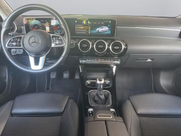 Mercedes A 180 - 12