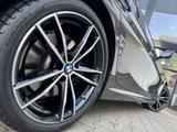 BMW M340d xDrive Laser DA PA RFK HuD HiFi 19"LM - mit Diesel-Antrieb: Grau, Alcantara, mit Navigationssystem, Limousine