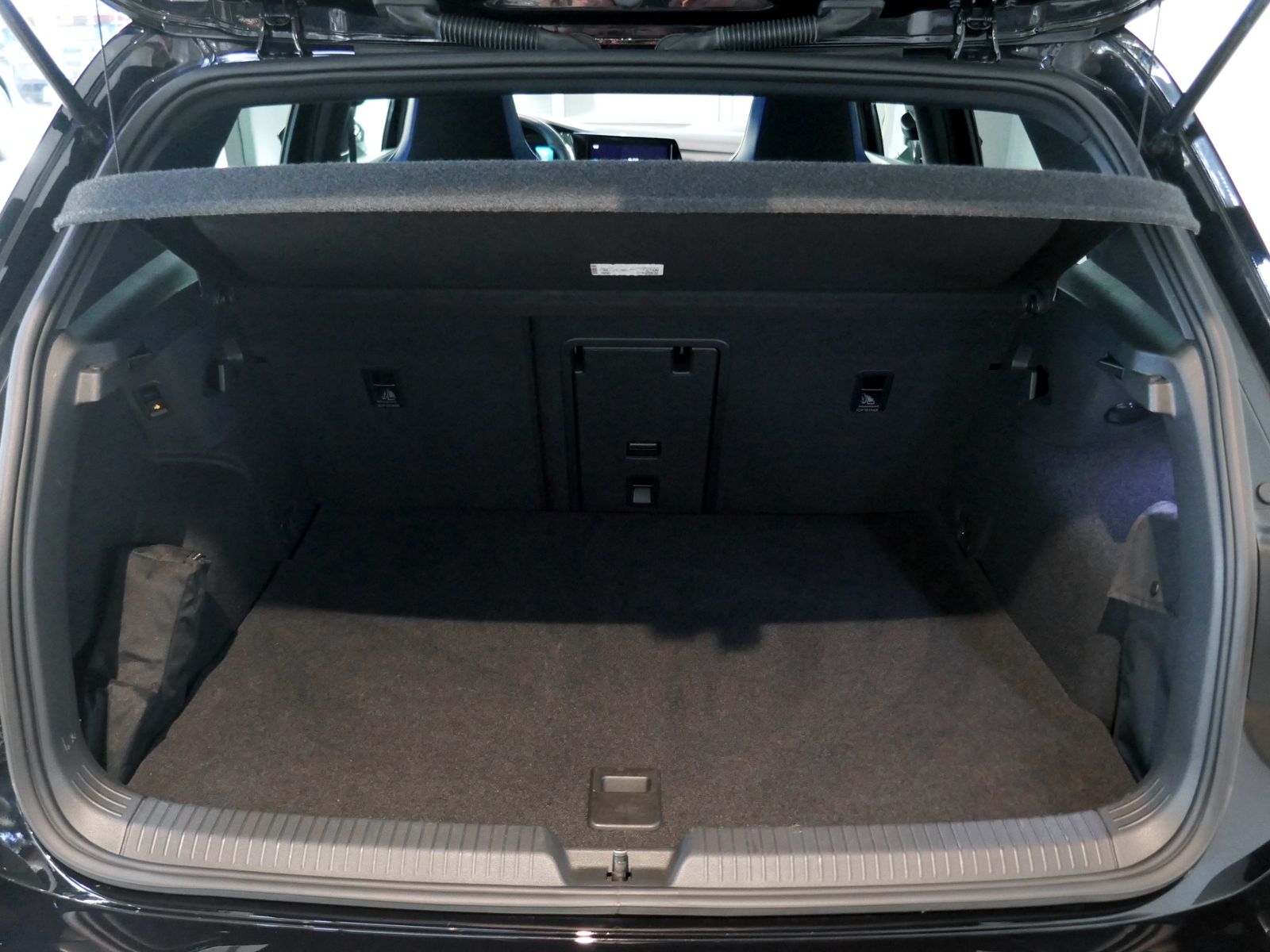 Fahrzeugabbildung Volkswagen Golf GTE 1.4 TSI eHybrid DSG | LED AHK RFK ACC