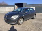 Toyota Auris 2.0 D-4d.dpf.5d - Toyota Auris: 2.0