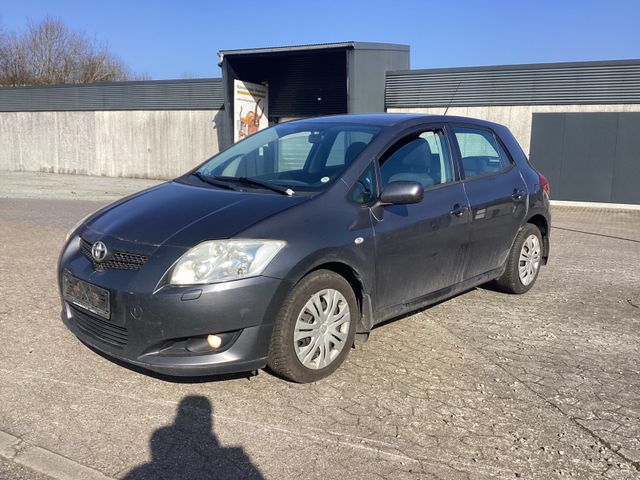 Toyota Auris 2.0 D-4d.dpf.5d