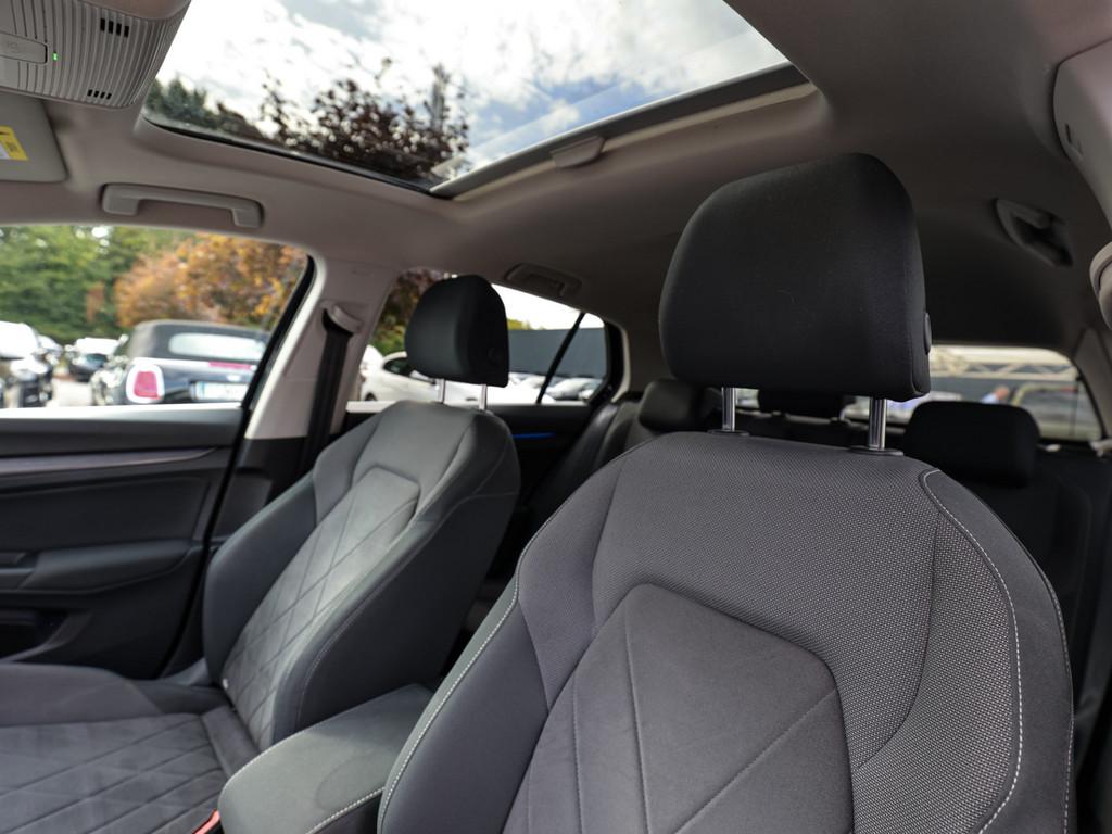 Volkswagen Golf VIII 1.5 eTSI Style PANO LED ACC SHZ PDC, миниатюра 28