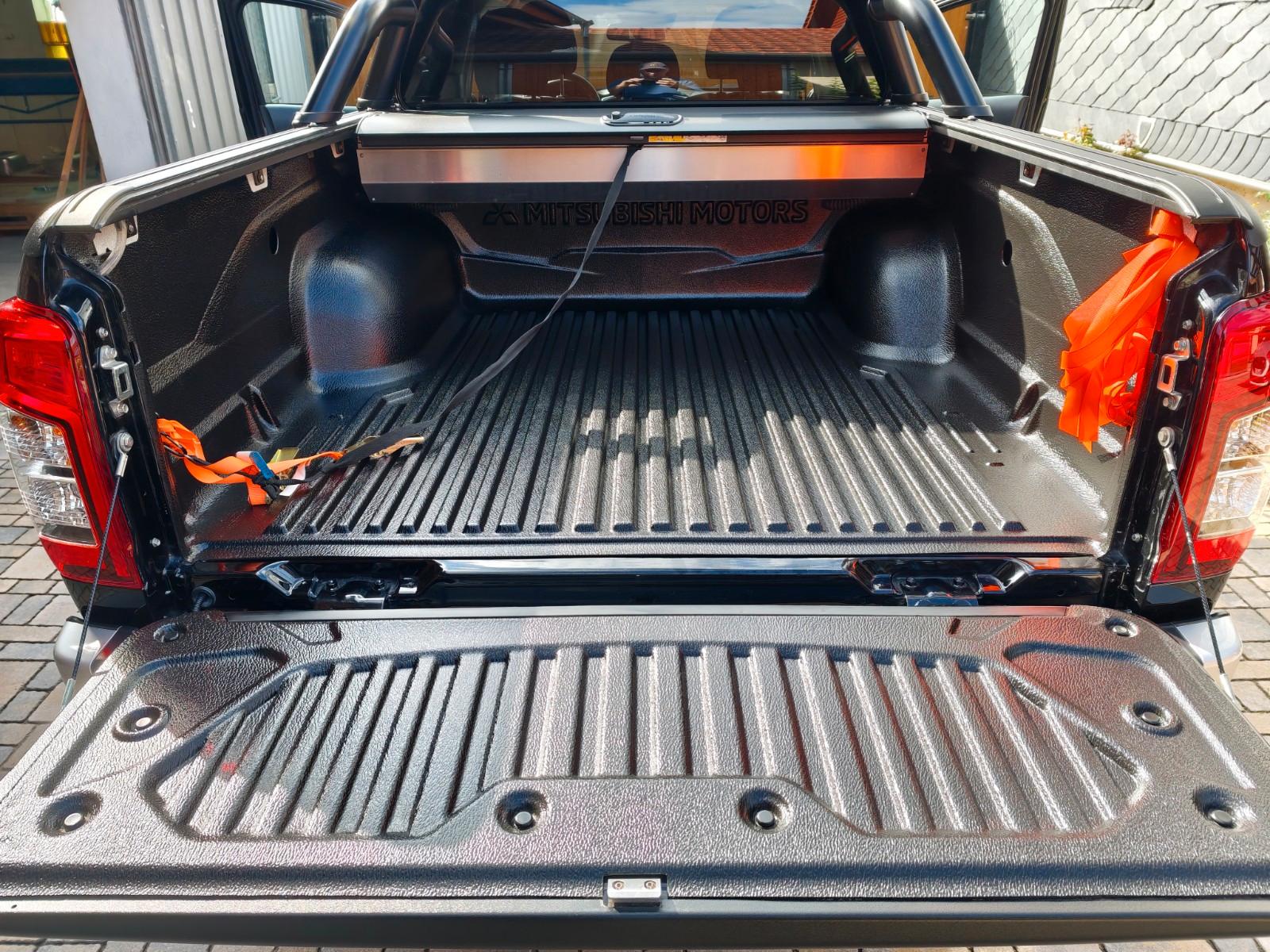 Mitsubishi L200 Plus Spirit AT Doppelkabine 4WD