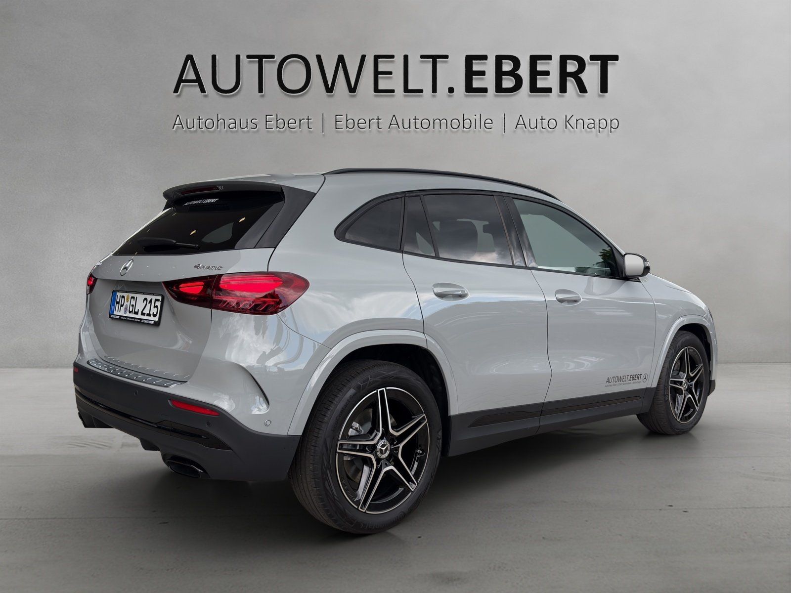 Fahrzeugabbildung Mercedes-Benz GLA 220 4M AMG+ Pano STANDHZG Distro GurtGrau