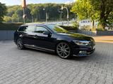 Volkswagen Passat 2.0 TDI SCR 140kW DSG Highline Varian... - VW Passat Gebrauchtwagen in Hagen