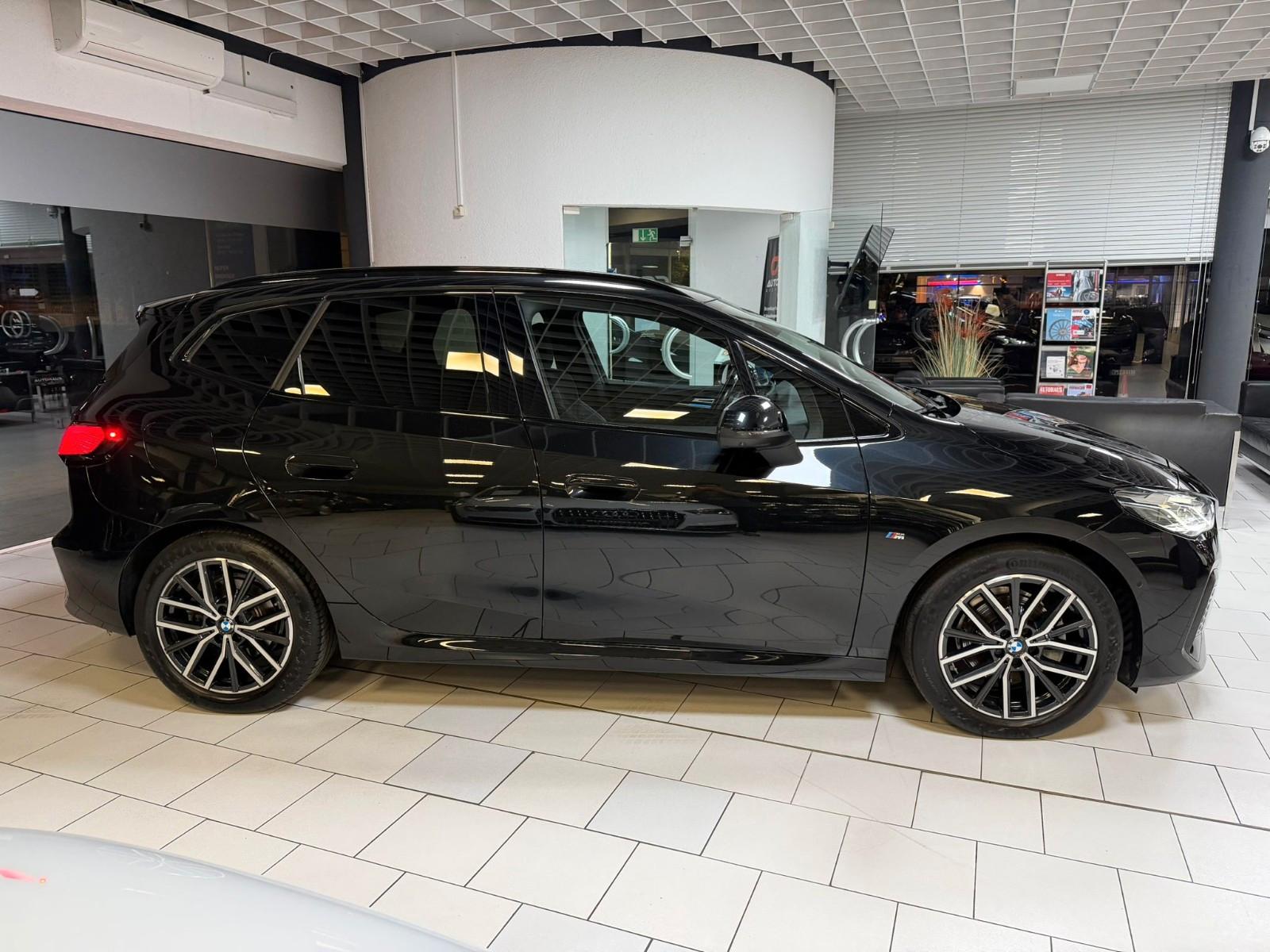 BMW 220i Active Tourer M Sport|360°|KEYL|HUD|AHK|H&K