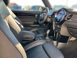MINI Cooper SE 3-T. Yours Trim HUD Navi Pano DA H/K - MINI MINI: Schwarz