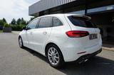 Mercedes-Benz B 180 DCT/LED/MBUX/Kamera/el. Heckklappe - Mercedes-Benz B 180: Automatik