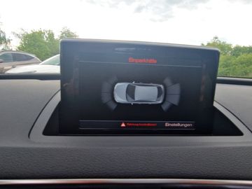 Audi Q3 2.0 TDI quatro sport Standheitzung