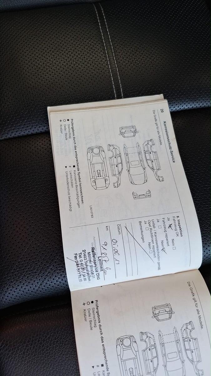 Opel Astra 2011 — photo 12