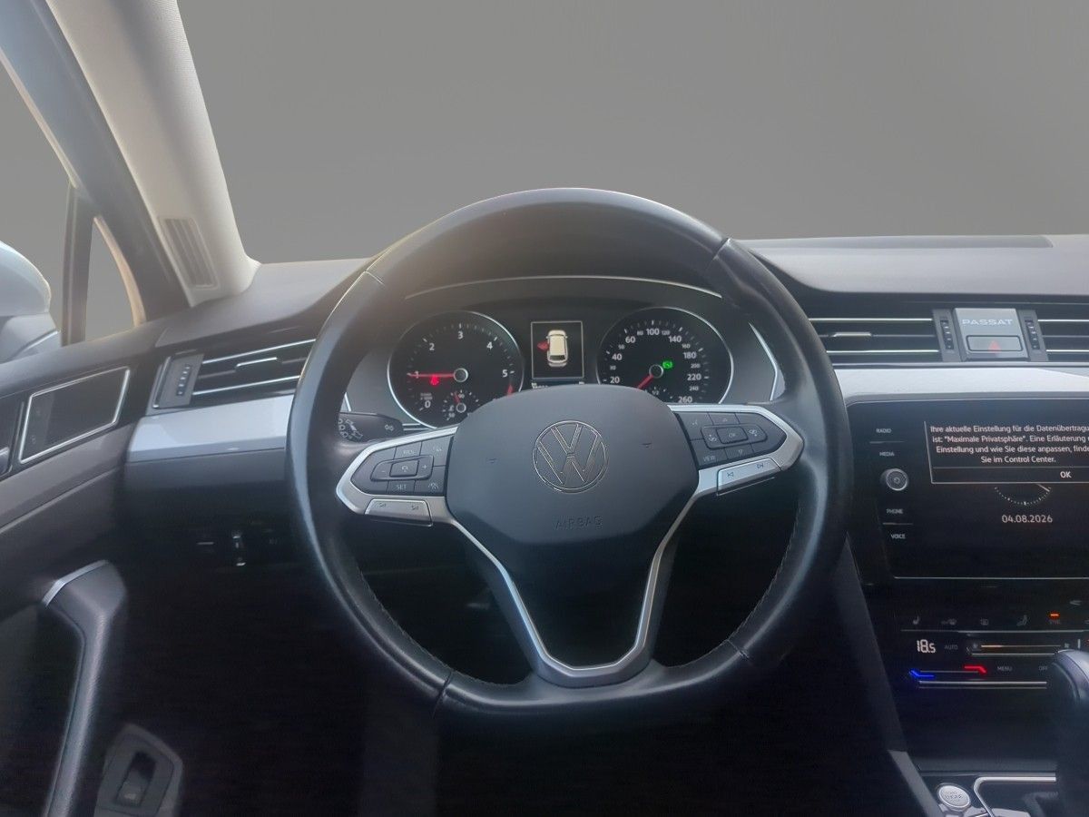 Volkswagen Passat Variant - Bild 10