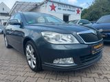 Skoda Octavia Combi Sport Edition*Automatik*PDC*AHK - Skoda Octavia aus 2010: Combi
