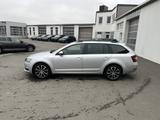 Skoda Octavia Combi 2.0 TDI DSG Soleil 94€ m. 20% Anza - Skoda Octavia: 9.9