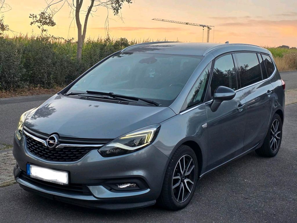 Image of Opel Zafira Tourer