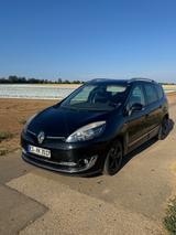 Renault Grand Scenic Bose Edition ENERGY dCi 110 Sta... - Renault Grand Scenic aus 2014