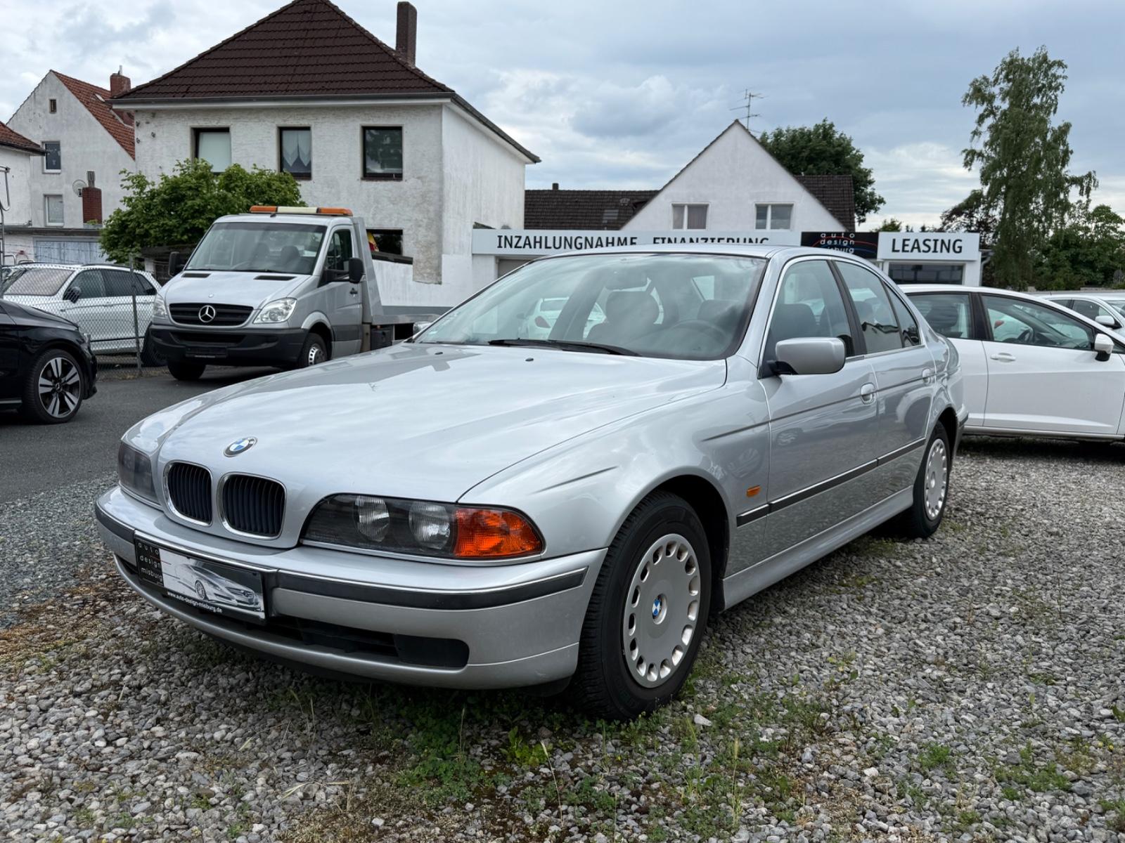 BMW 520i 1Hand|Voll Scheckheft|Sehr sauber|Tüv Neu