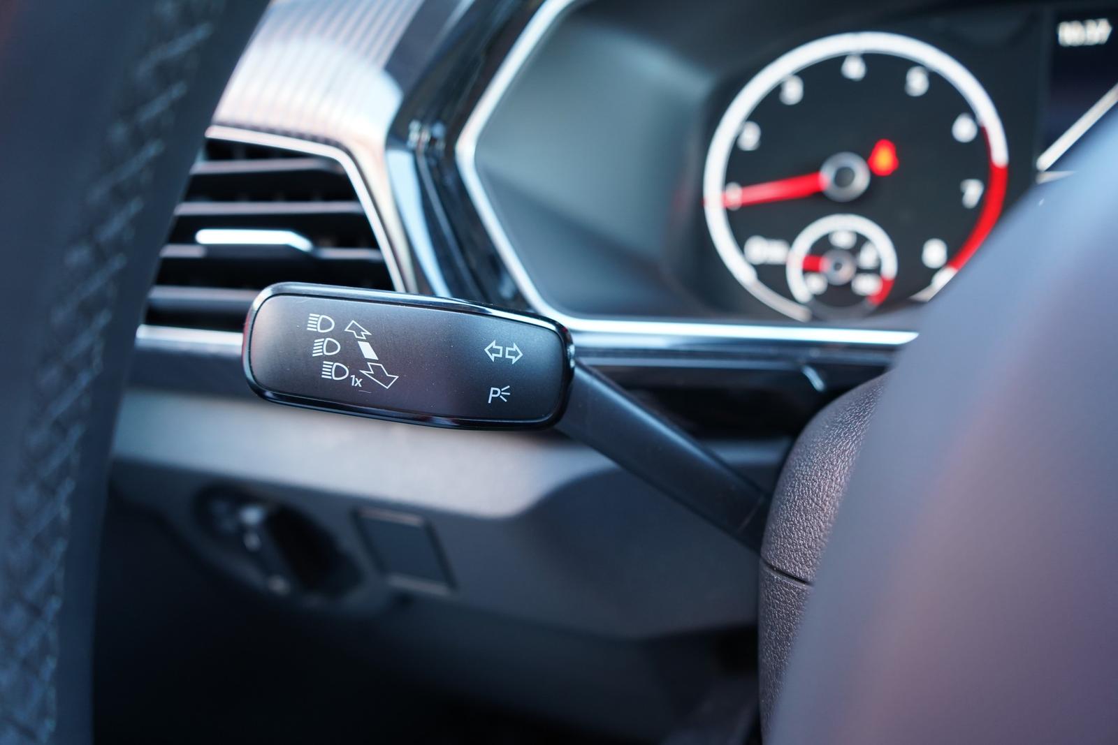 Volkswagen T-Cross 1.0 R-Line LED ACC Totwinkel App-Connect, миниатюра 20