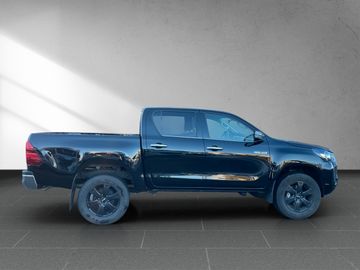 Toyota Hilux 2.4D 4x4 Double Cab Comfort *AHK*2xPDC*NAV