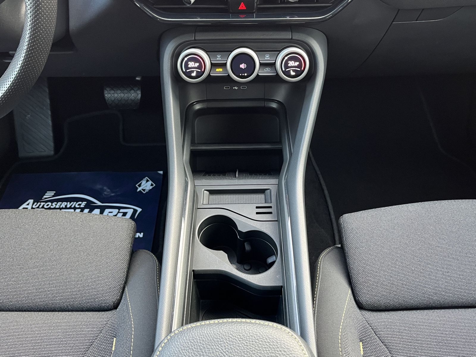 Fahrzeugabbildung SKODA Kodiaq 2.0 TDI DSG**AHK*7-Sitzer**ViCo*SHZ*LED**
