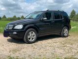 Mercedes-Benz ML 270 CDI Final Edition , 3,5 Tonnen - scheckheftgepflegte Mercedes ML 270