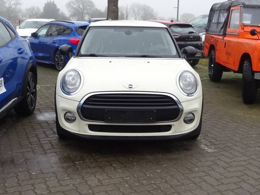 Fahrzeugabbildung MINI One 1.2  Navi
