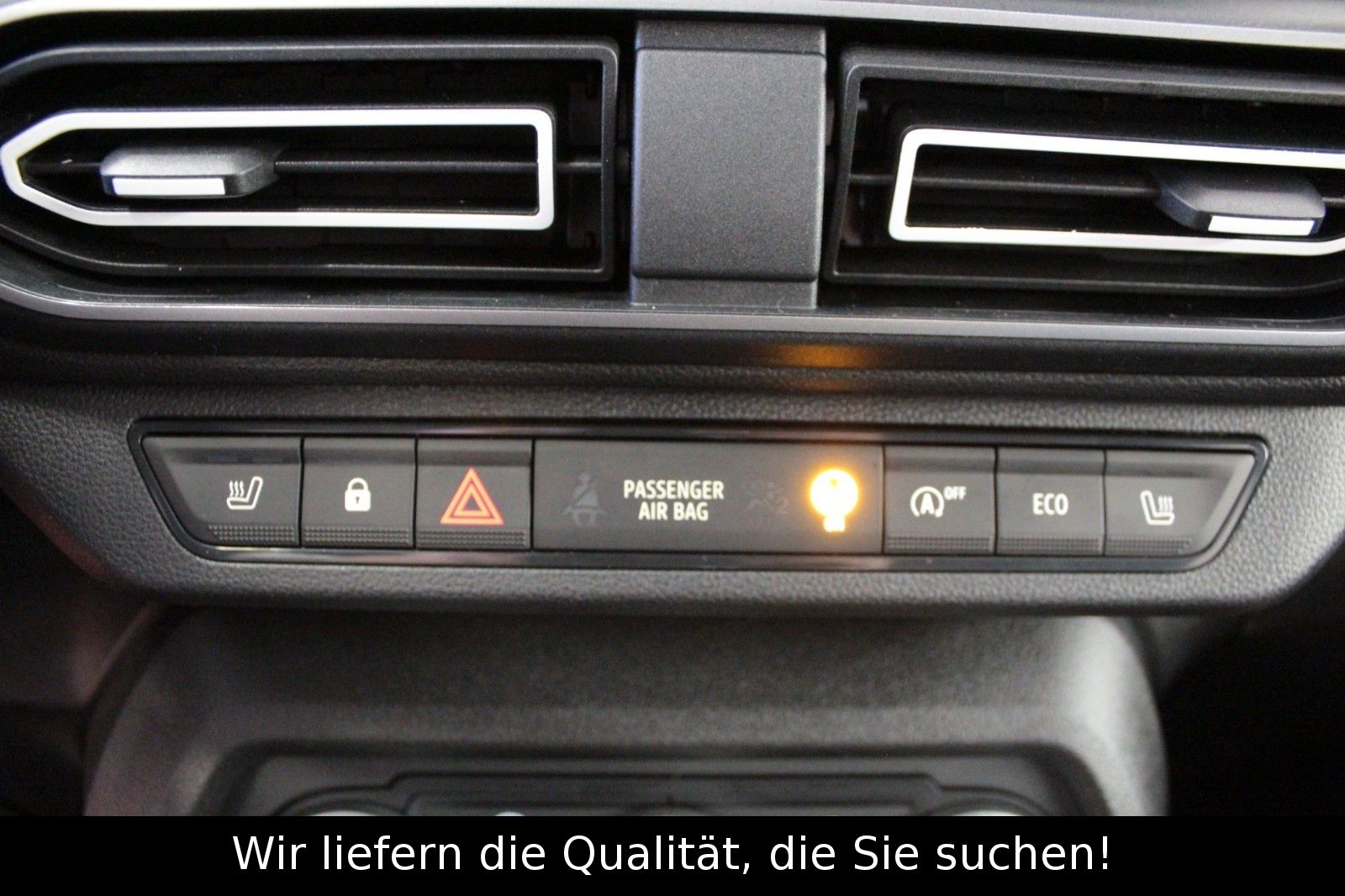Fahrzeugabbildung Dacia Sandero Eco-G 100 Expression*Winterpaket*