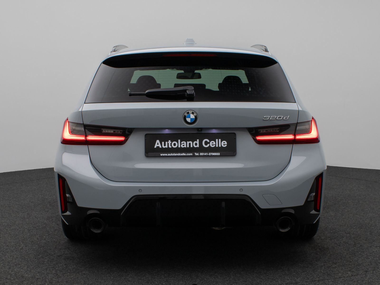 Fahrzeugabbildung BMW 320d M Sport Kamera DAB HiFi HUD Stop&Go Komfort