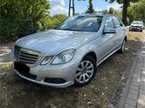 Mercedes-Benz 220 - Mercedes-Benz 220 aus 2011