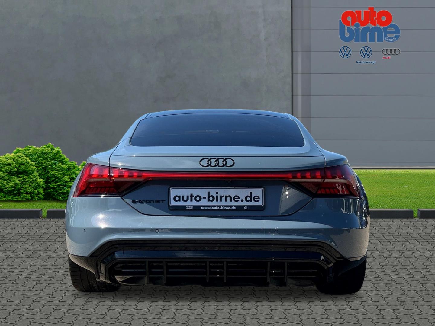 Audi e-tron GT quattro Allrad Sportpaket HUD AD Panor