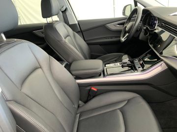Audi Q7 - 3