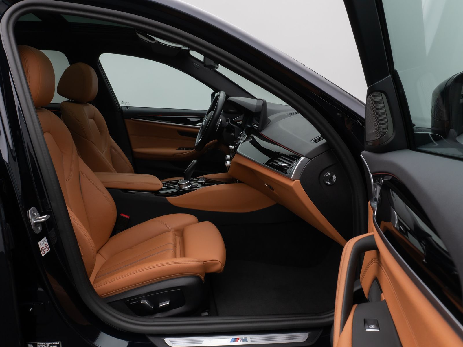 Fahrzeugabbildung BMW 530d xD M Sport Pano Kamera Laser HUD H/K 20Zoll