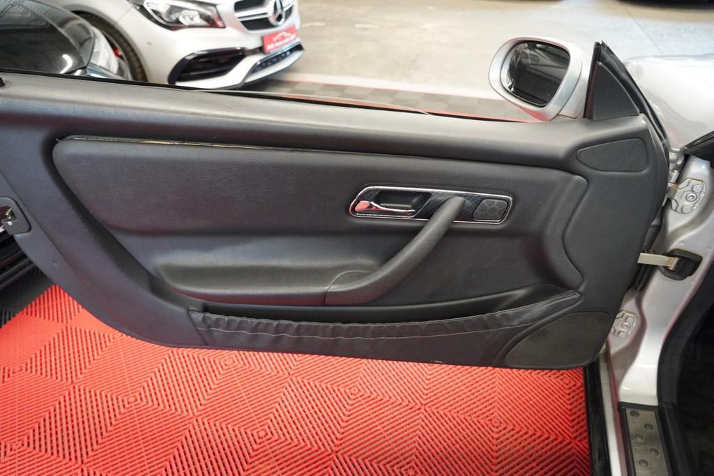 Mercedes-Benz SLK 200