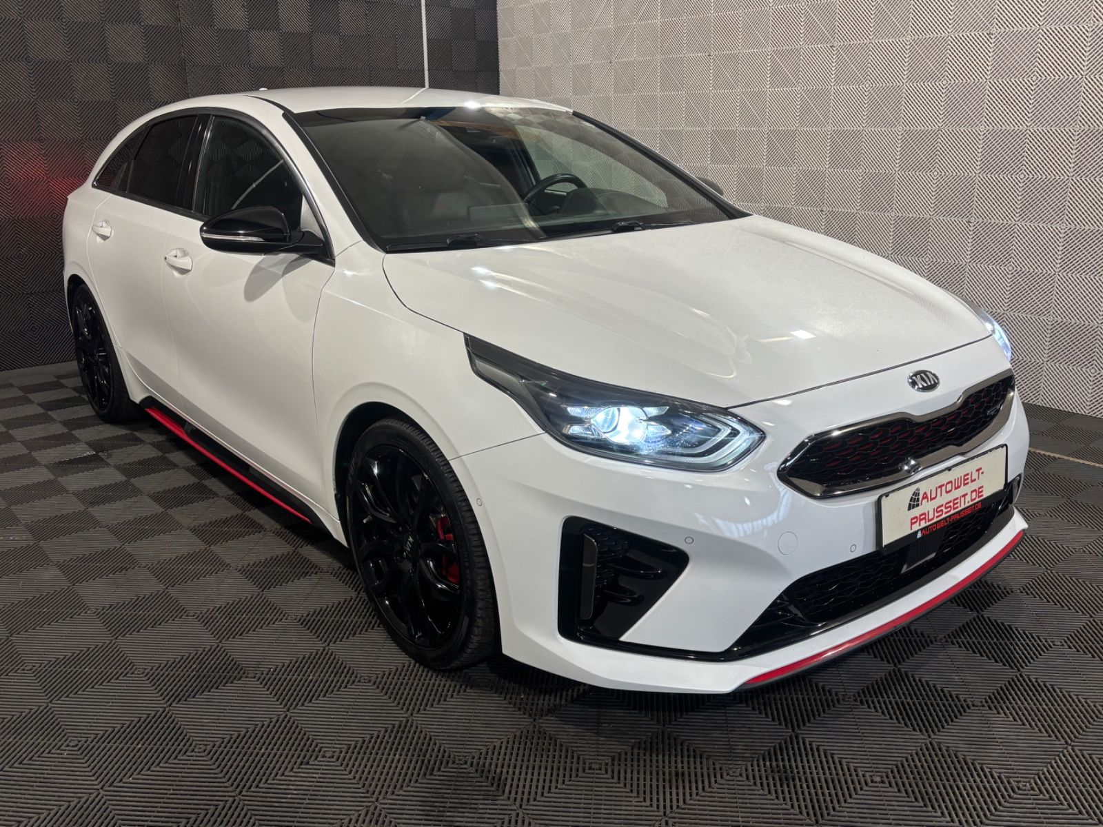 Gebrauchtwagen Kia ProCeed ProCeed 1.6 T-CDI*GT*LED-ACC-JBL-MEMO-SHZ-R.KAM in Horb am Neckar