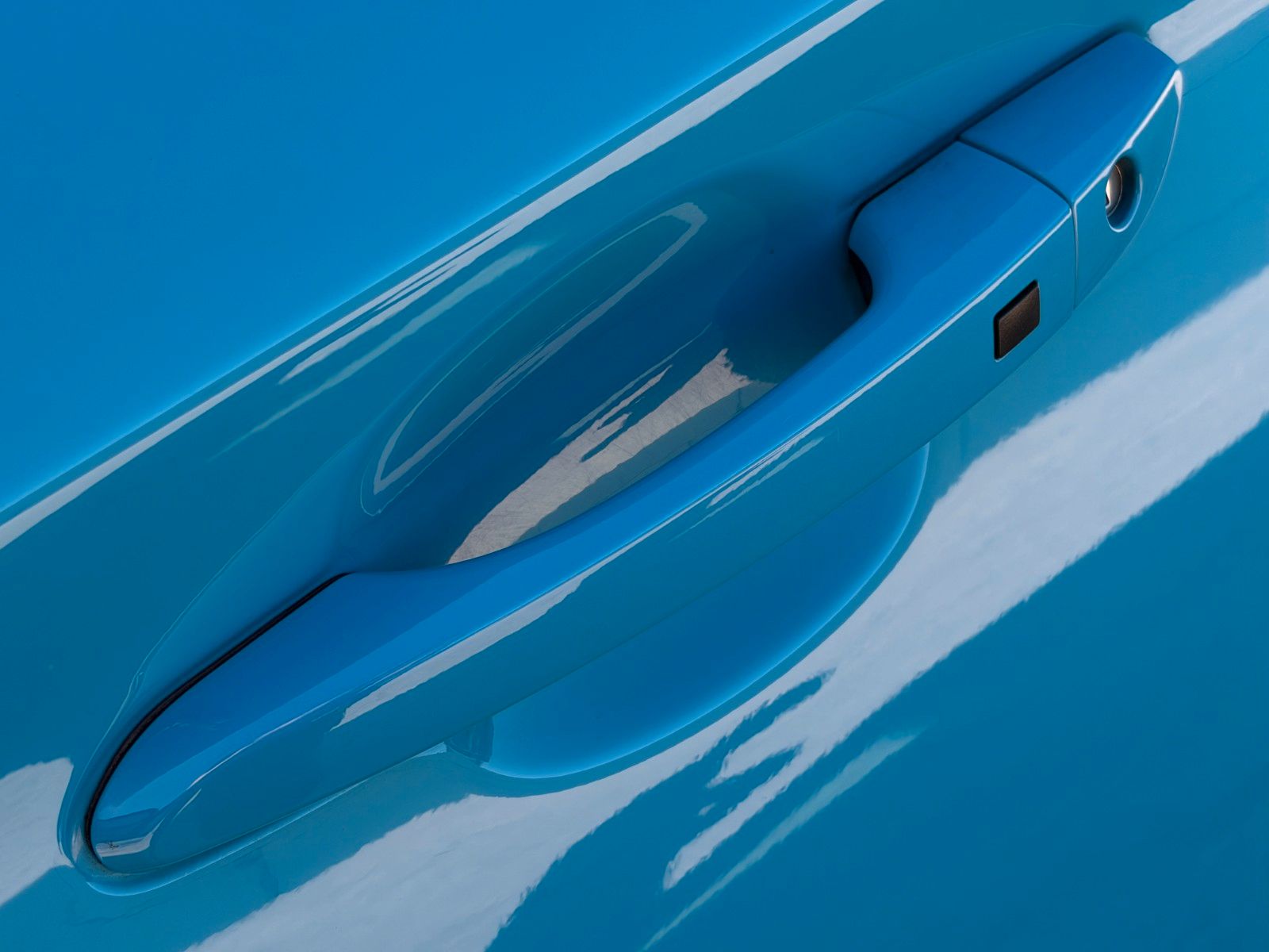 Fahrzeugabbildung Hyundai KONA E Select ACC LHZ SHZ LKAS PDC KAM