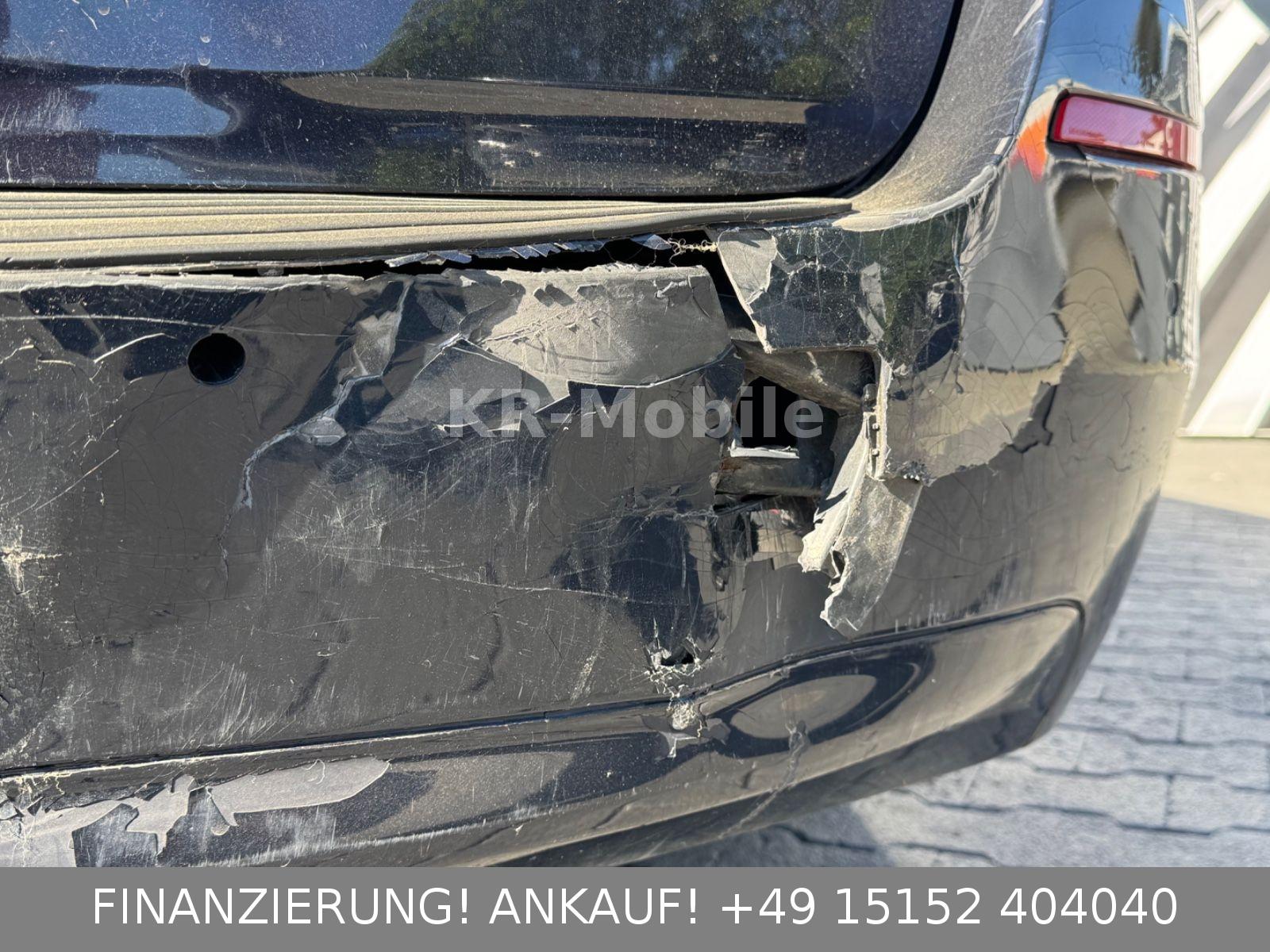 BMW 520 2011 — photo 17