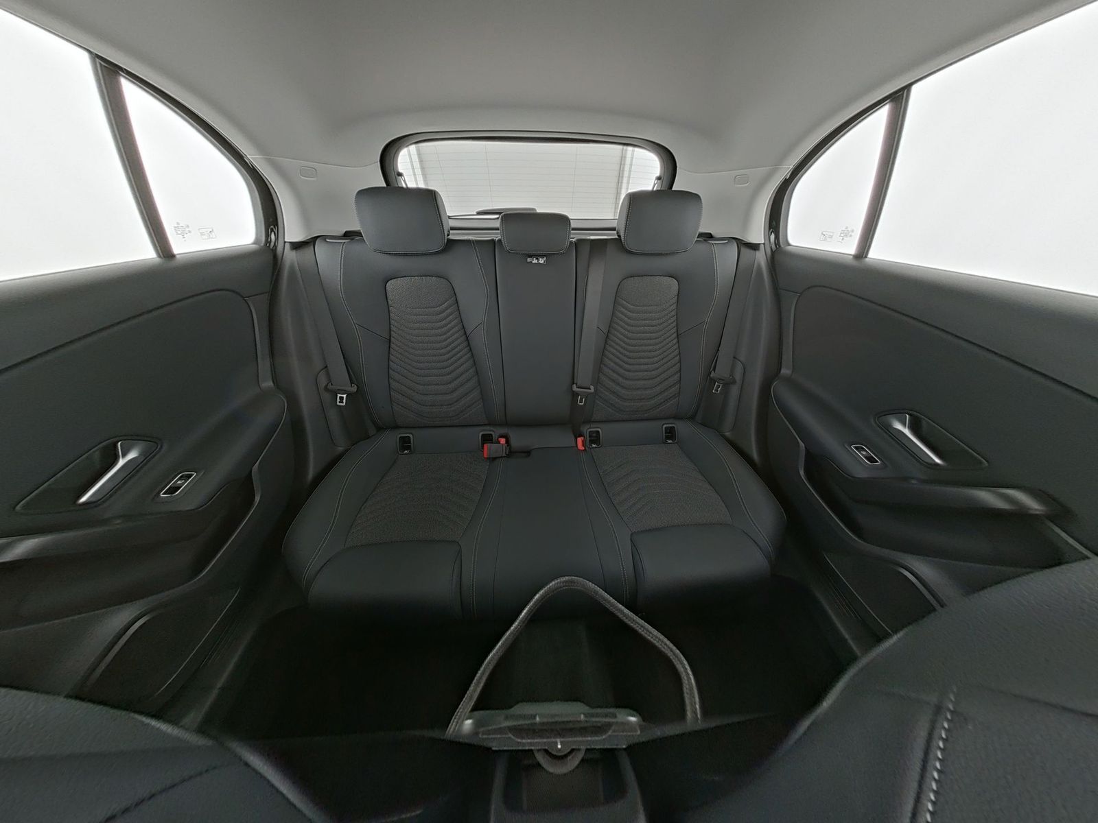Mercedes-Benz A 180 - Bild 18